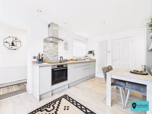 Kitchen/Diner- click for photo gallery